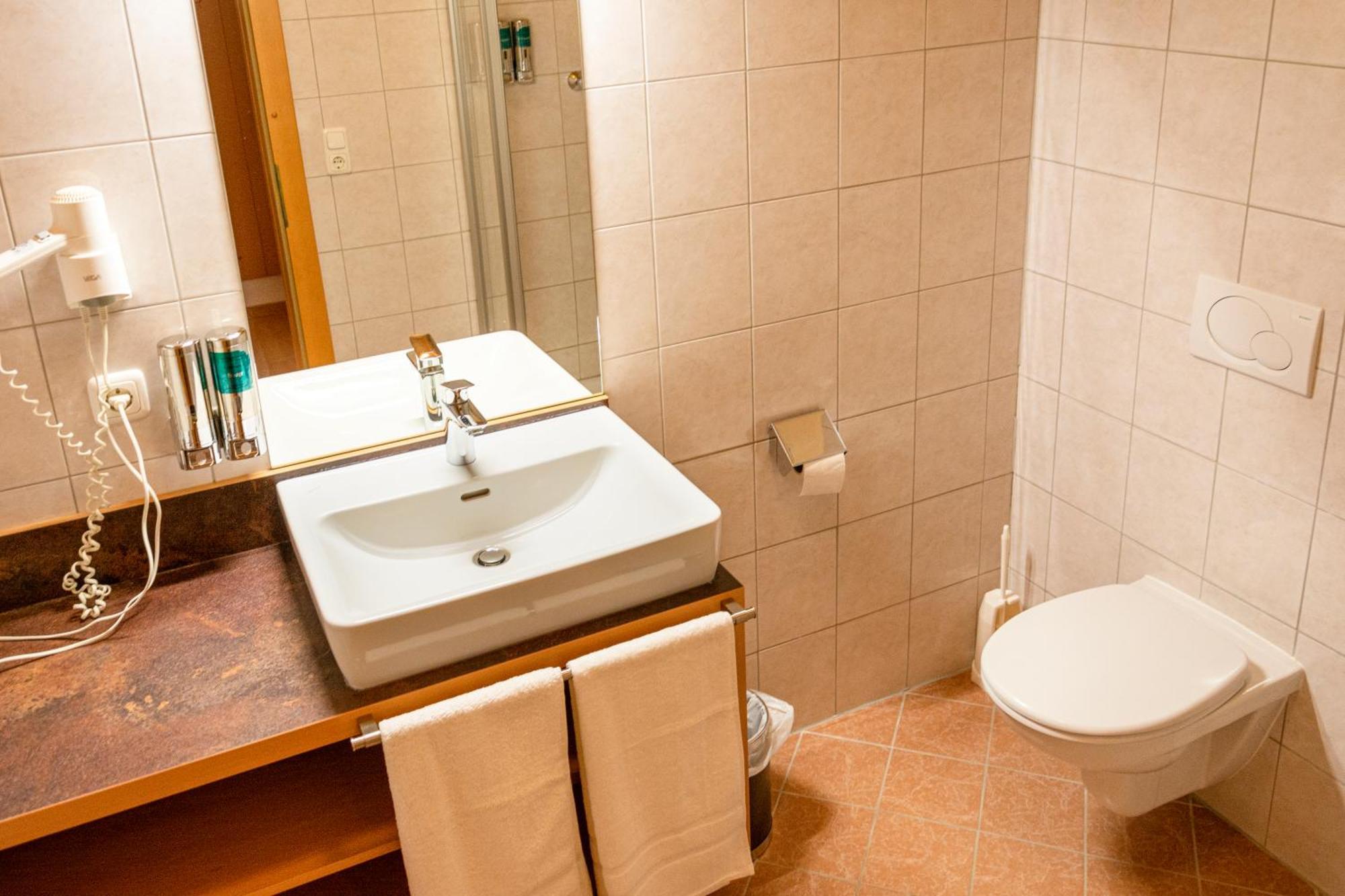 Wallackhaus Regiojet Hotels Heiligenblut Δωμάτιο φωτογραφία